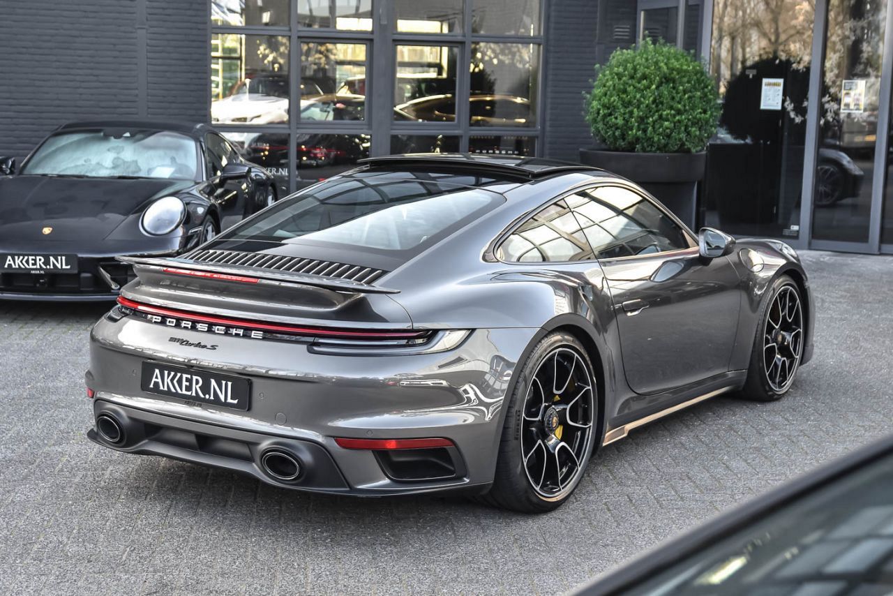 Porsche 992 turbo